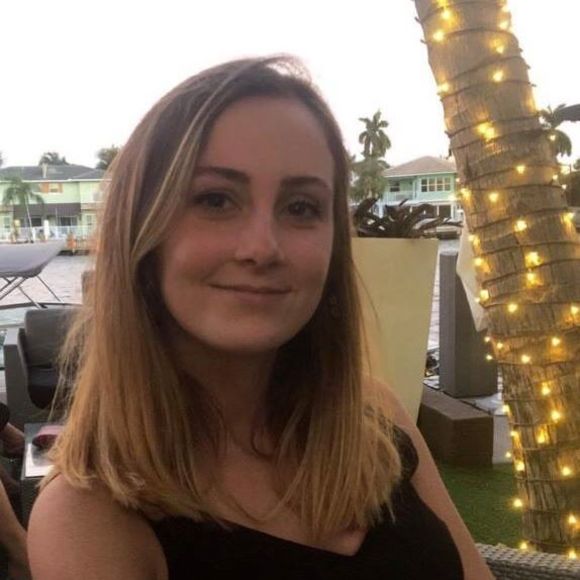 Meet your Posher, Melissa - Picture 1 of 1